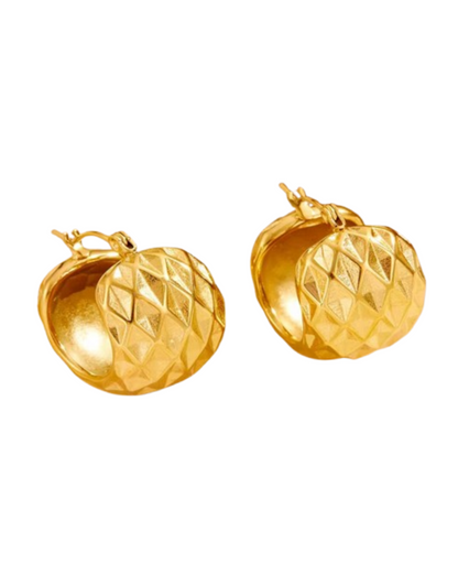 Gold Diamond-Cut Hoop Earrings
