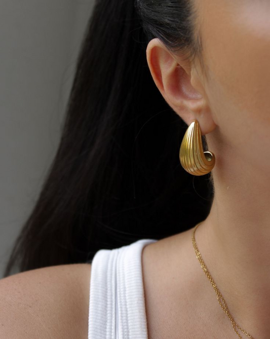 Gold Ridge Teardrop Earrings