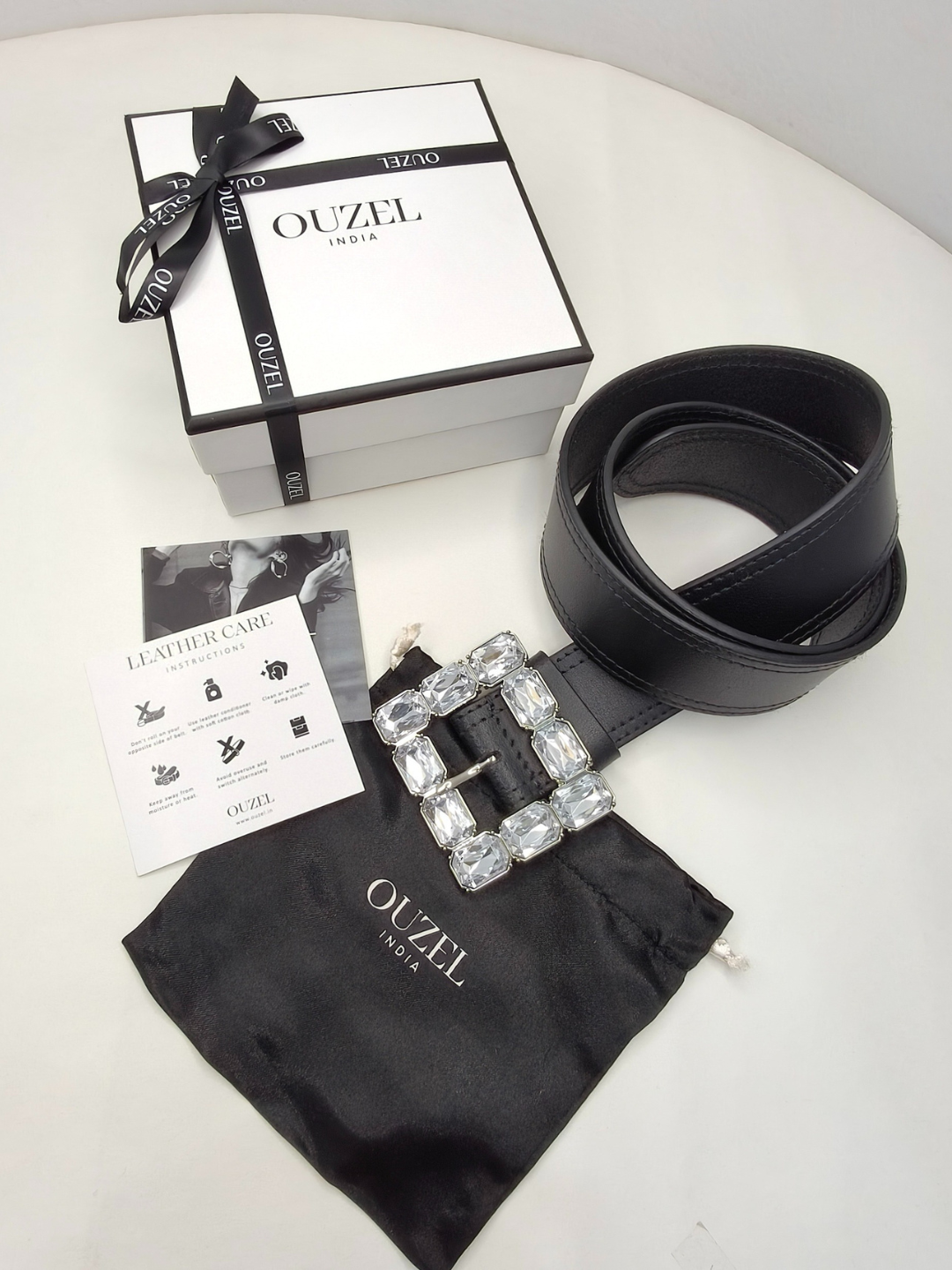 BAGUETTE Embellished Italian Leather Belt