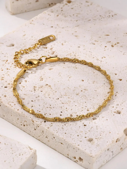 18KT Gold-Plated Twisted Herringbone Chain