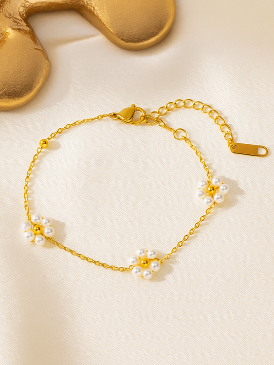18KT Gold-Plated 3 Bead flower Dainty Chain Bracelet