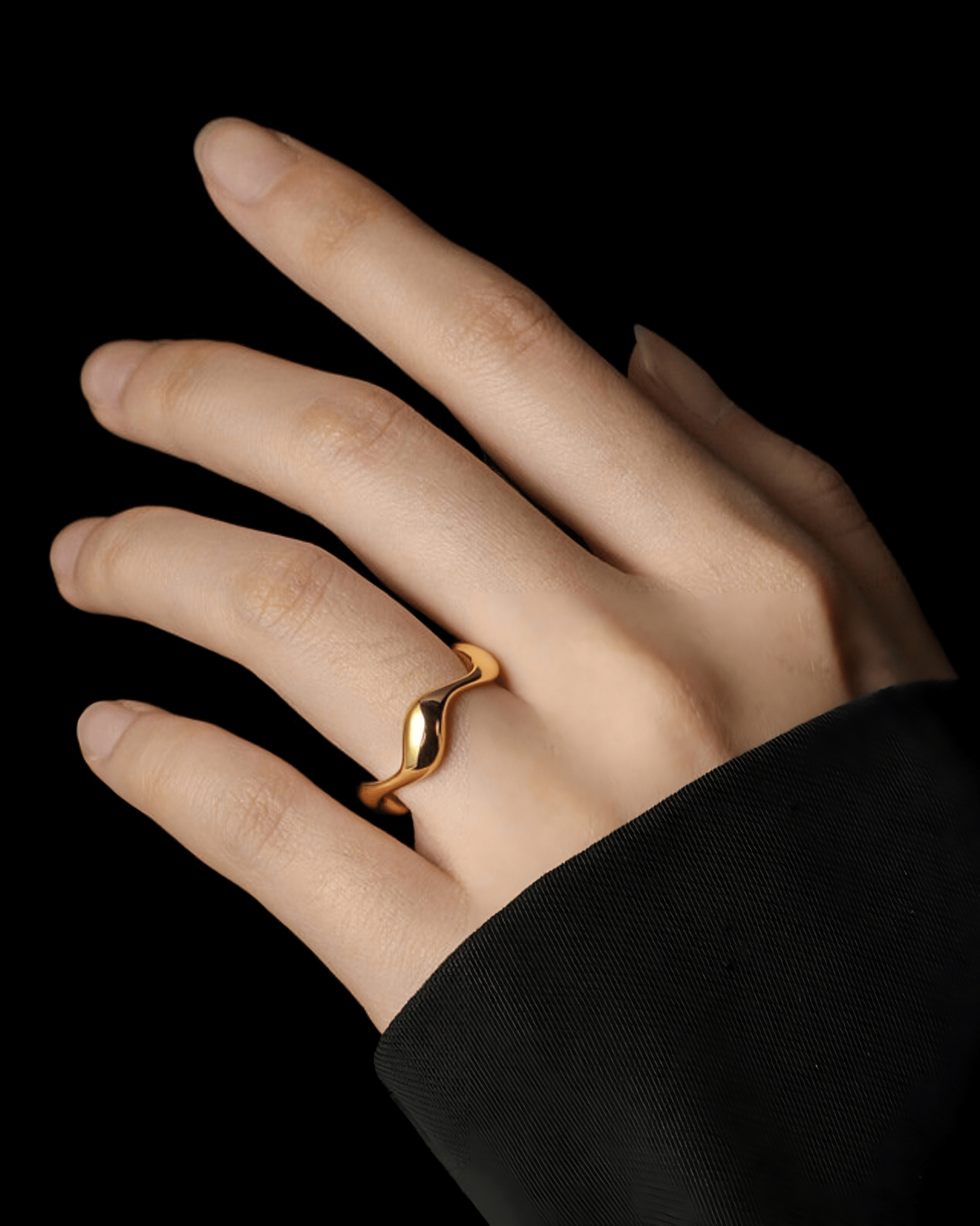 Gold Curve Ring - OUZELJewellery