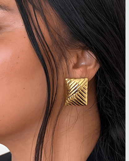 Gold Rectangular Ridged Stud Earrings - OUZELJewellery