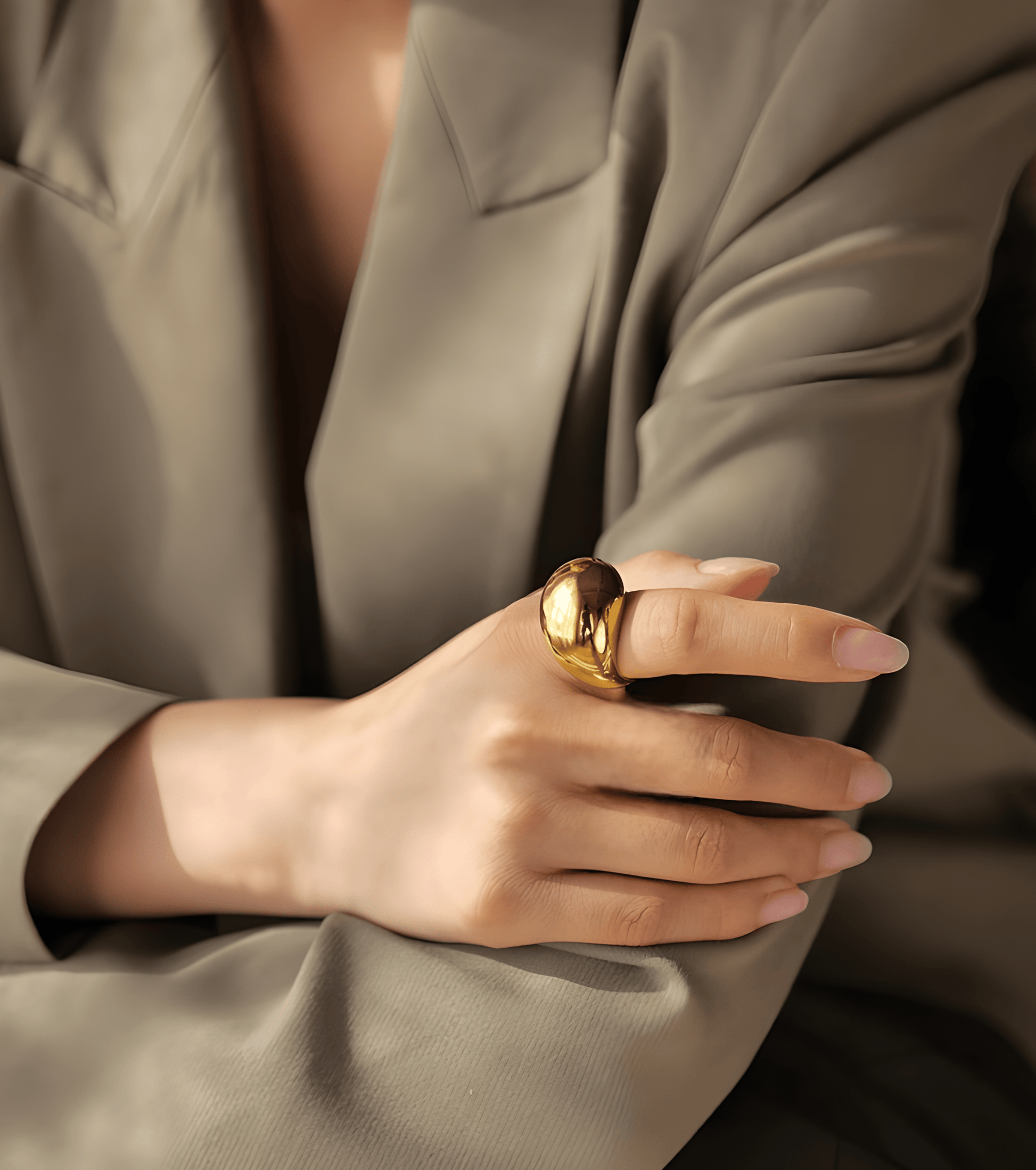 Bold Gold Droplet Ring - OUZELJewellery