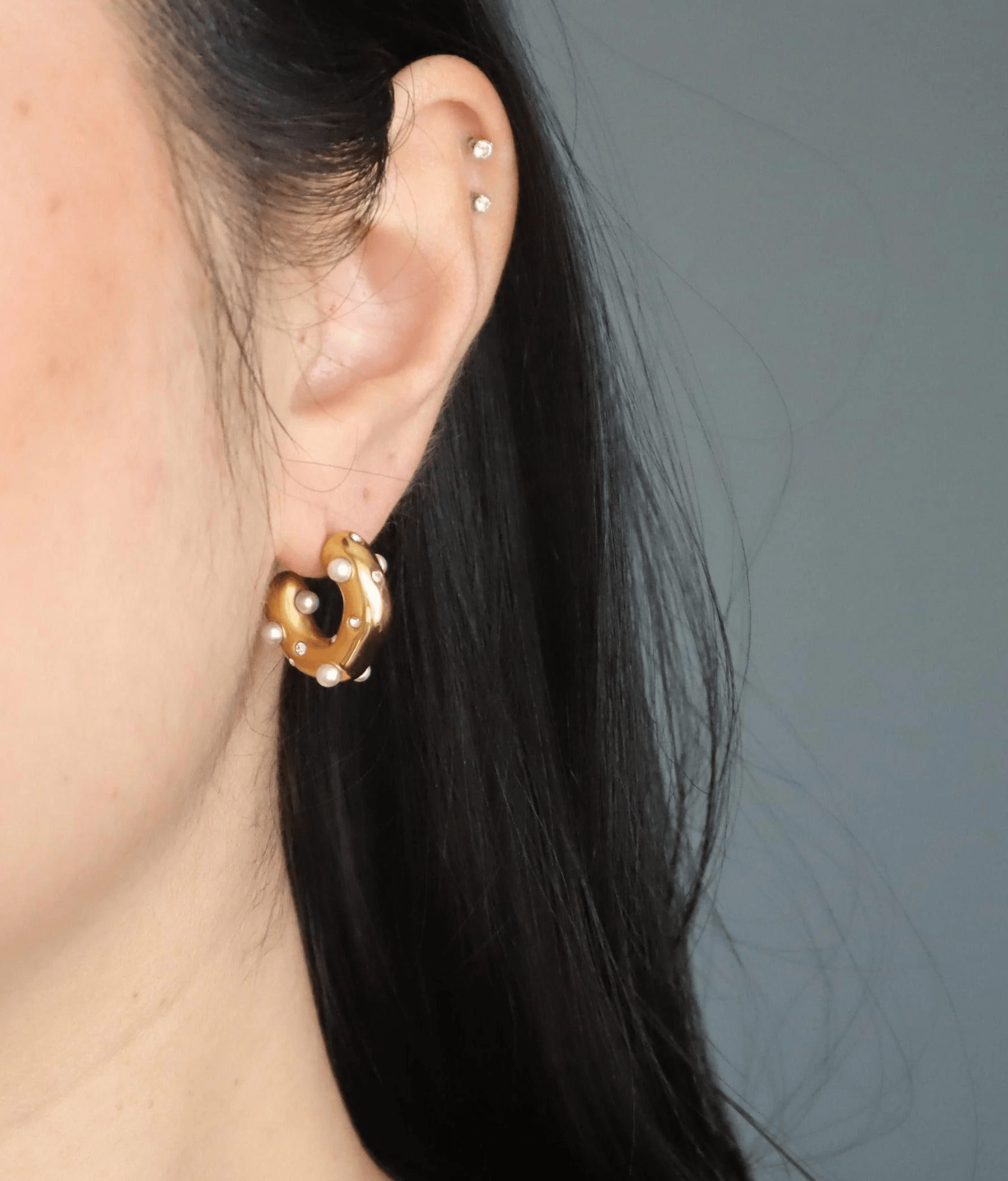 Dual-Dazzle CC Shape Hoops Earrings - OUZELJewellery