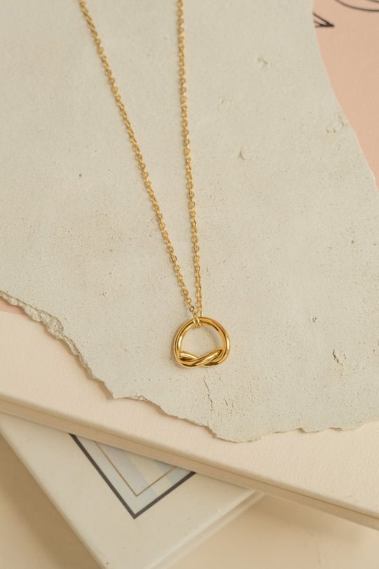 Love Knot Pendant Necklace - OUZELJewellery